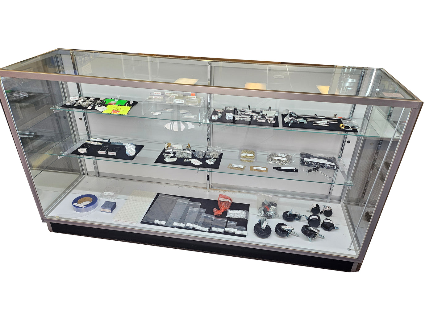 Extra Vision Glass Showcase - Available in 4', 5', and 6'