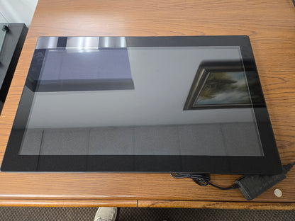 Floor Model BlueFin 32" Touch Screen Digital Signage