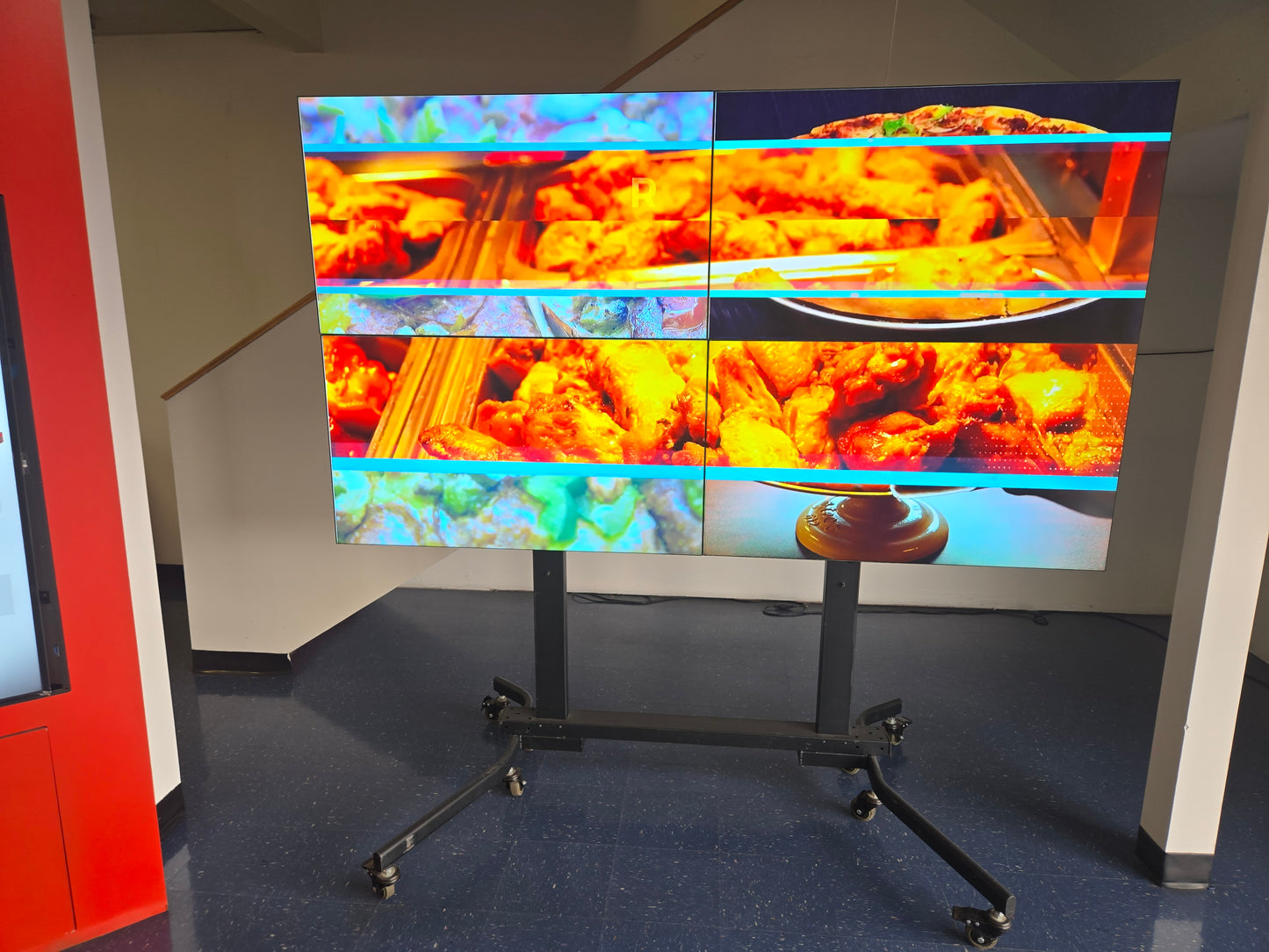 Floor Model 2x2 Video Wall 4x LG 49" Digital Signage Screens