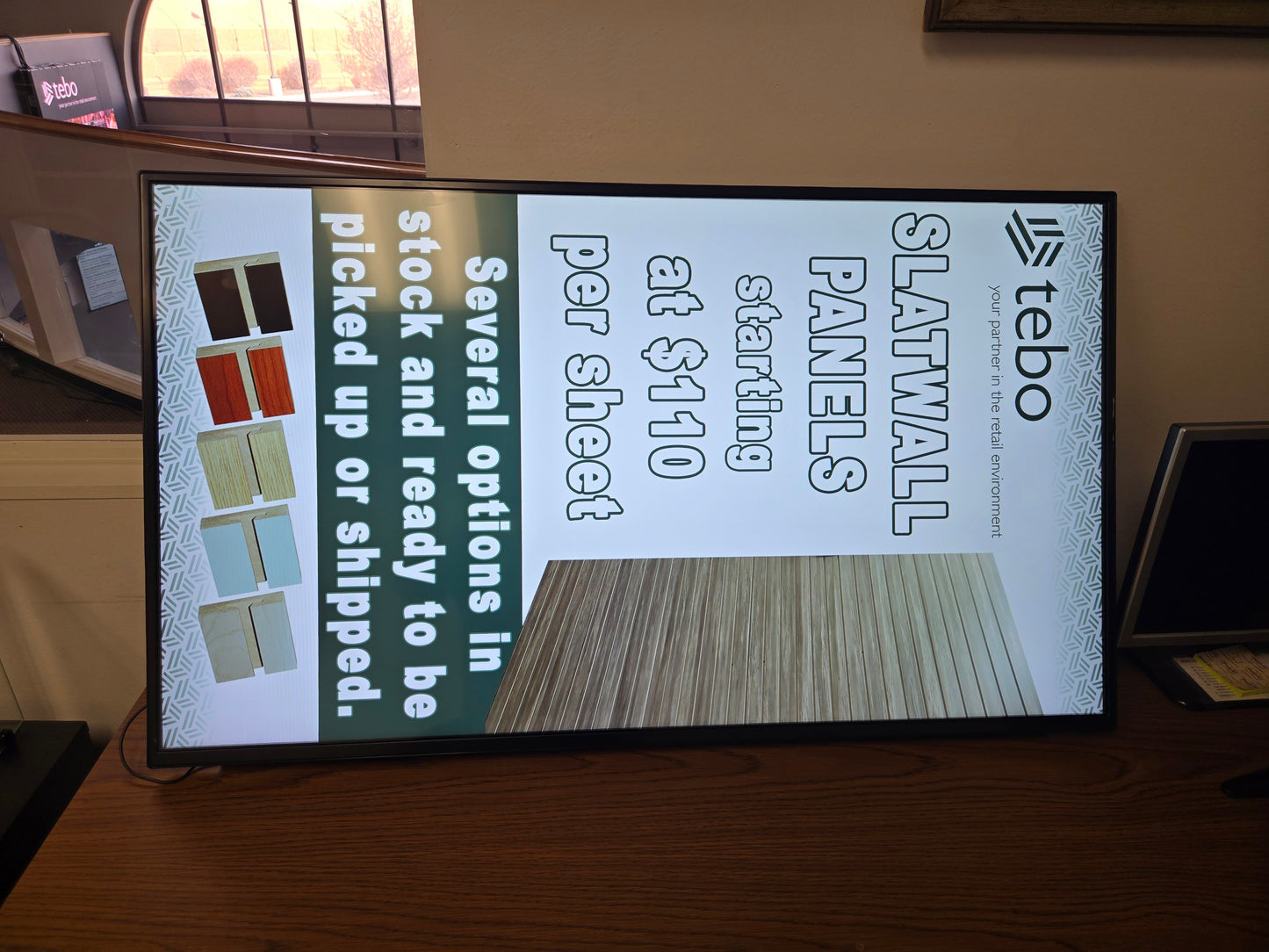 Floor Model 49" LG Digital Signage Screen